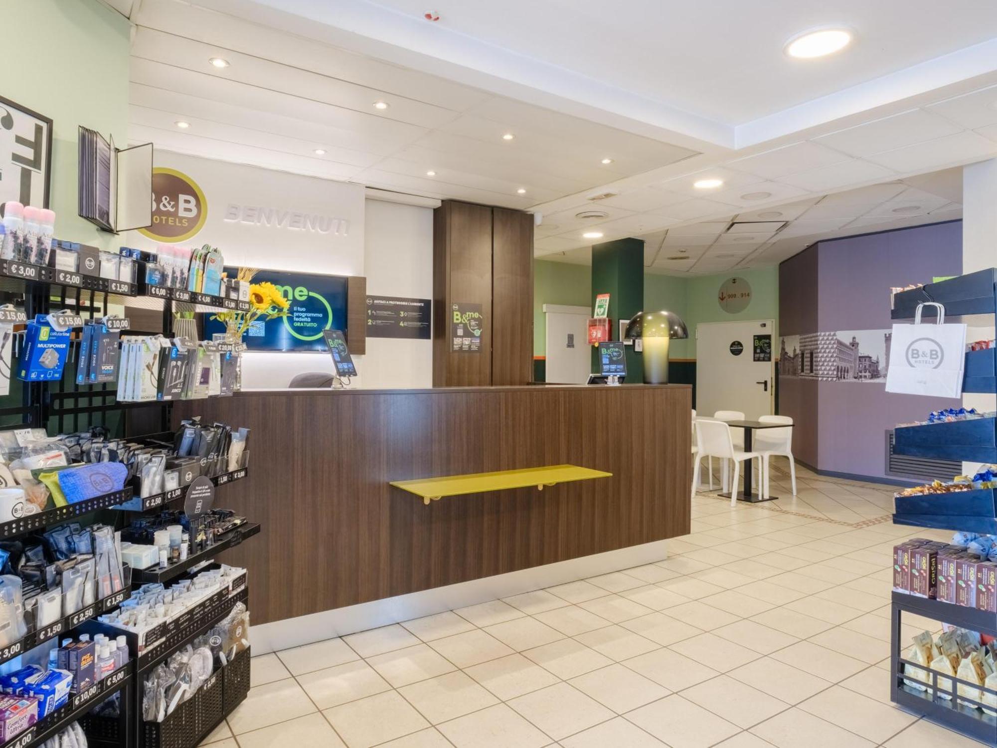 B&B Hotel Φεράρα Εξωτερικό φωτογραφία
