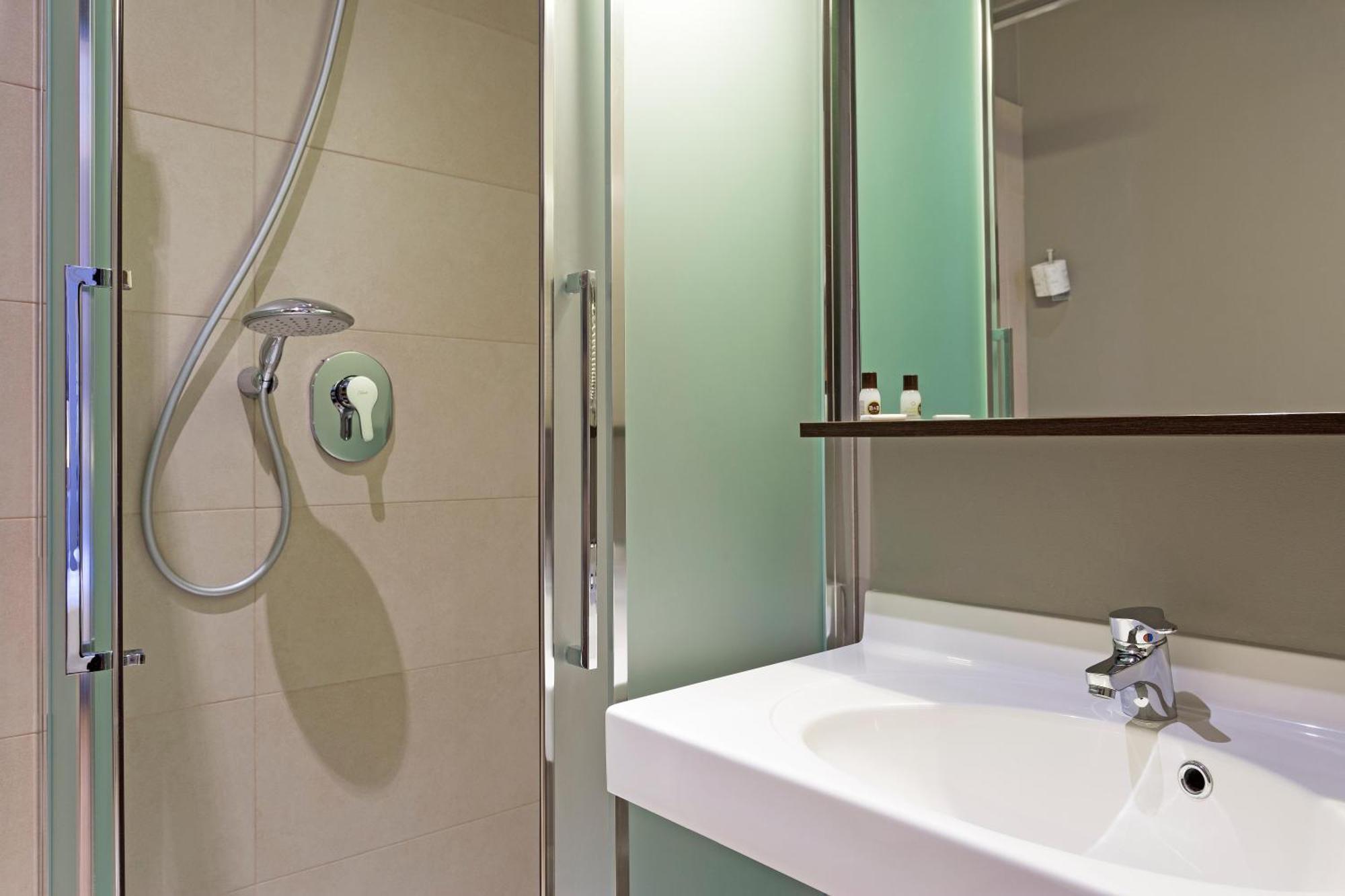 B&B Hotel Φεράρα Εξωτερικό φωτογραφία
